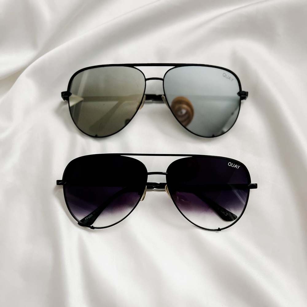 QUAY x DESI PERKINS High Key Sunglasses in Chrome Mirror and Black Fade